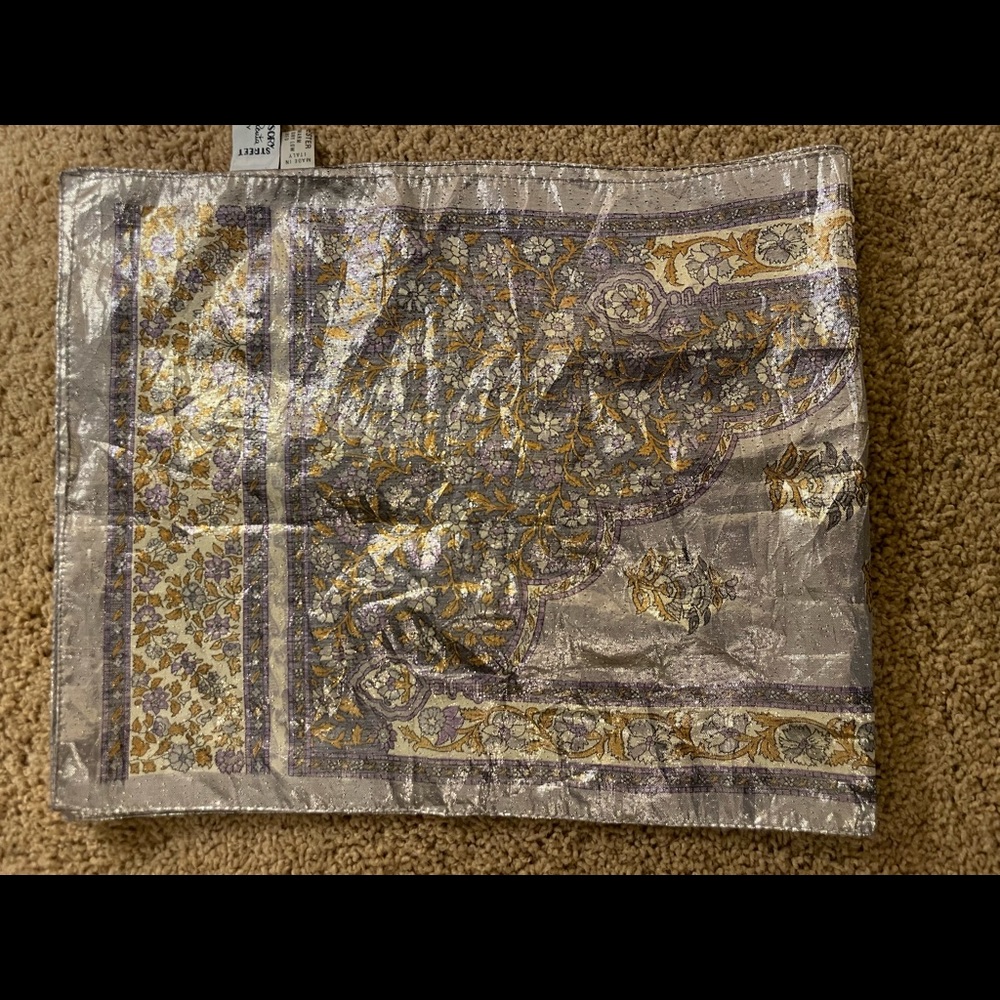 Vintage Oscar de la renta  metallic scarf